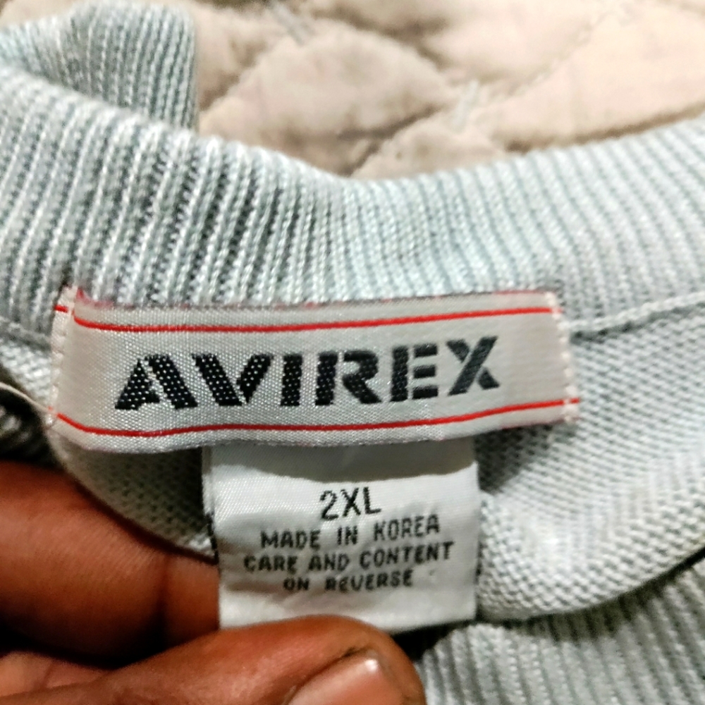 Avirex light sweater